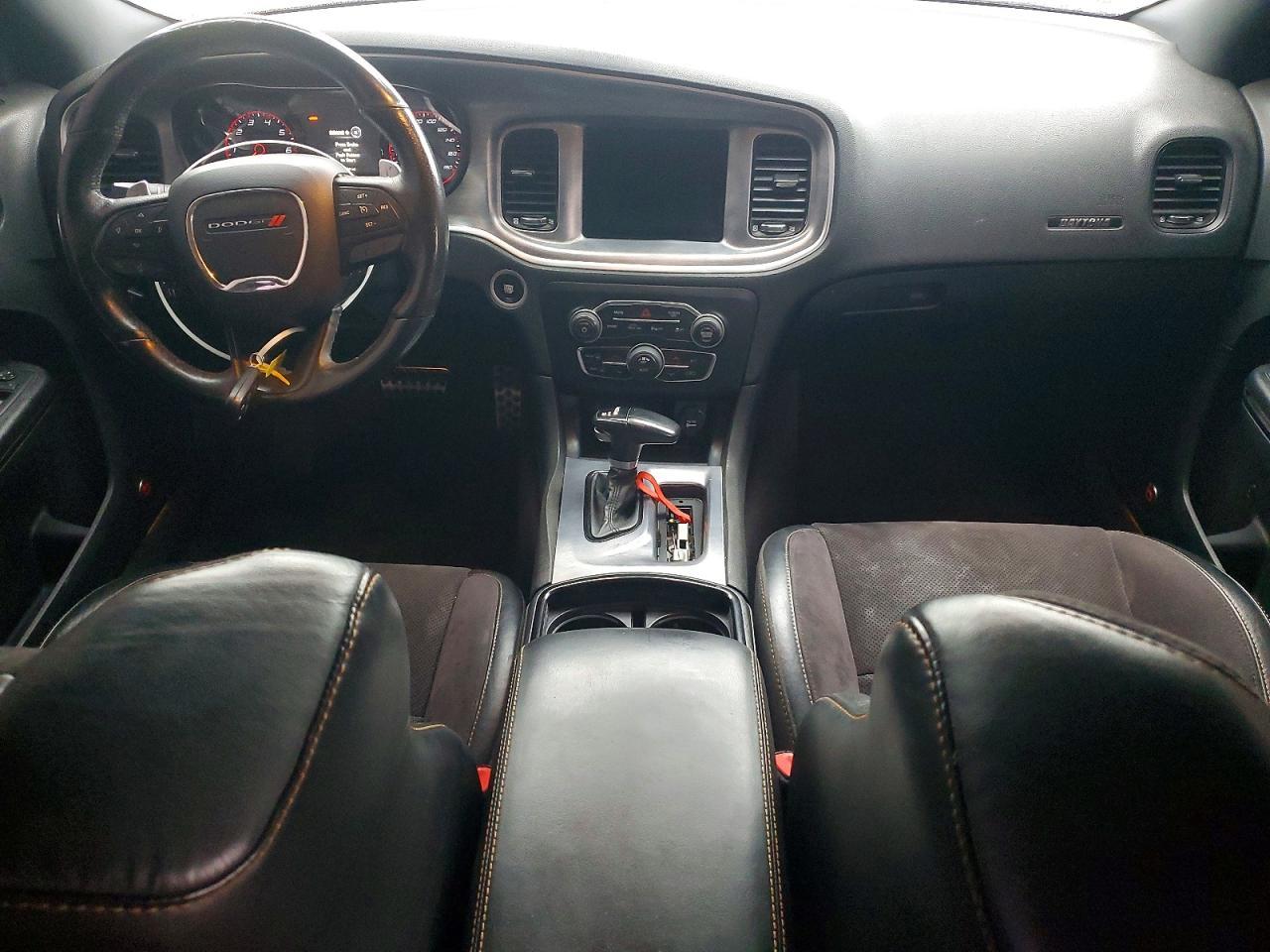 2017 Dodge Charger R/T 392 - zdjęcie 8