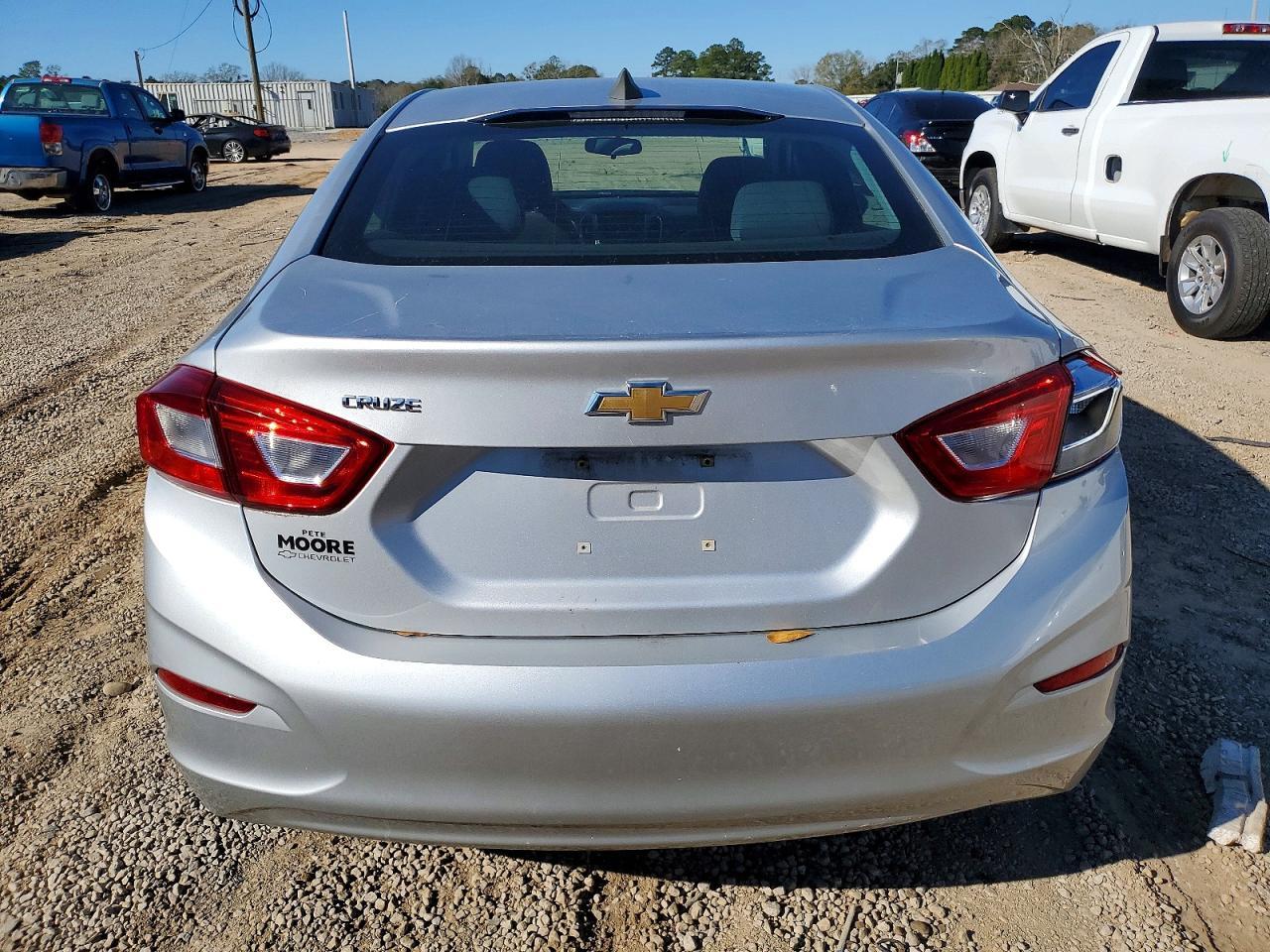 2019 Chevrolet Cruze Ls - zdjęcie 6