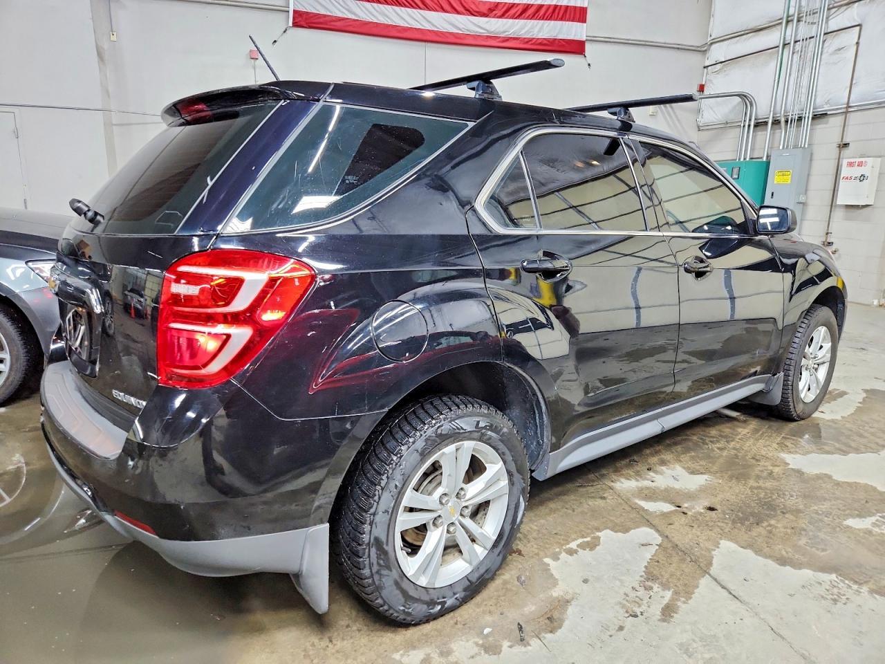 2016 Chevrolet Equinox Ls - zdjęcie 3