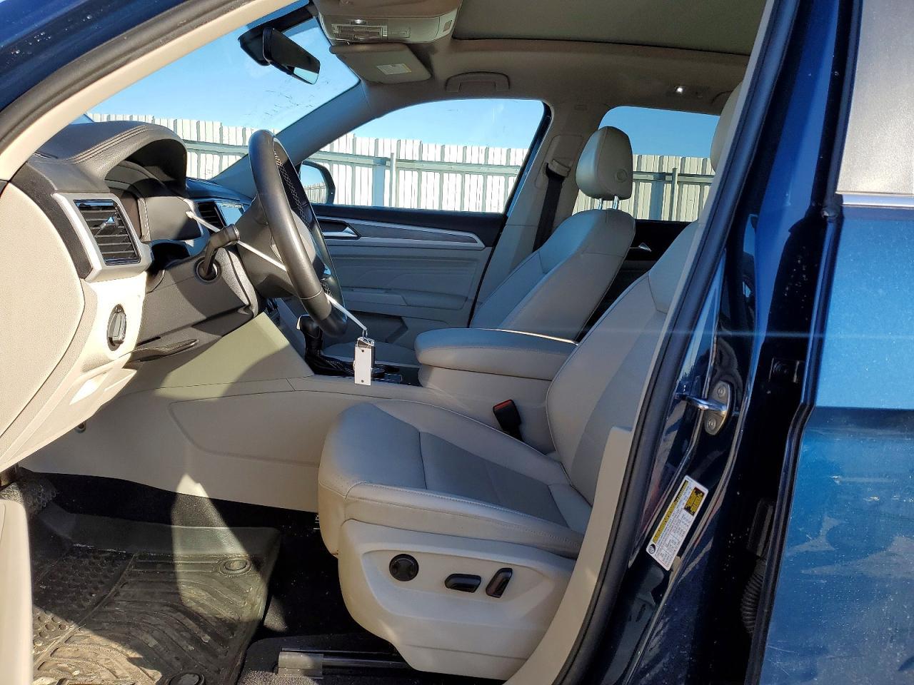 2022 Volkswagen Atlas Se - zdjęcie 7