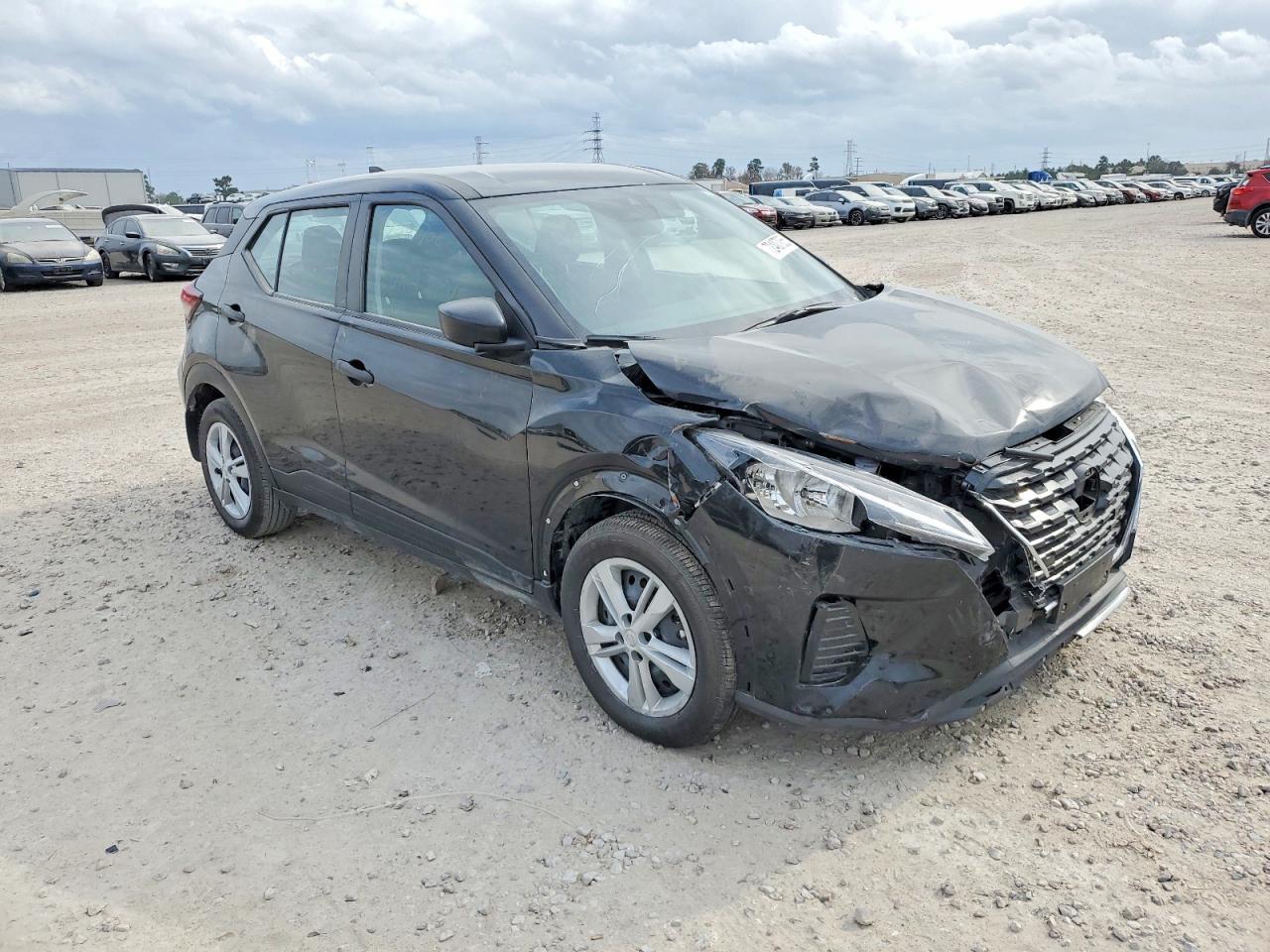 2025 Nissan Kicks Play S - zdjęcie 4