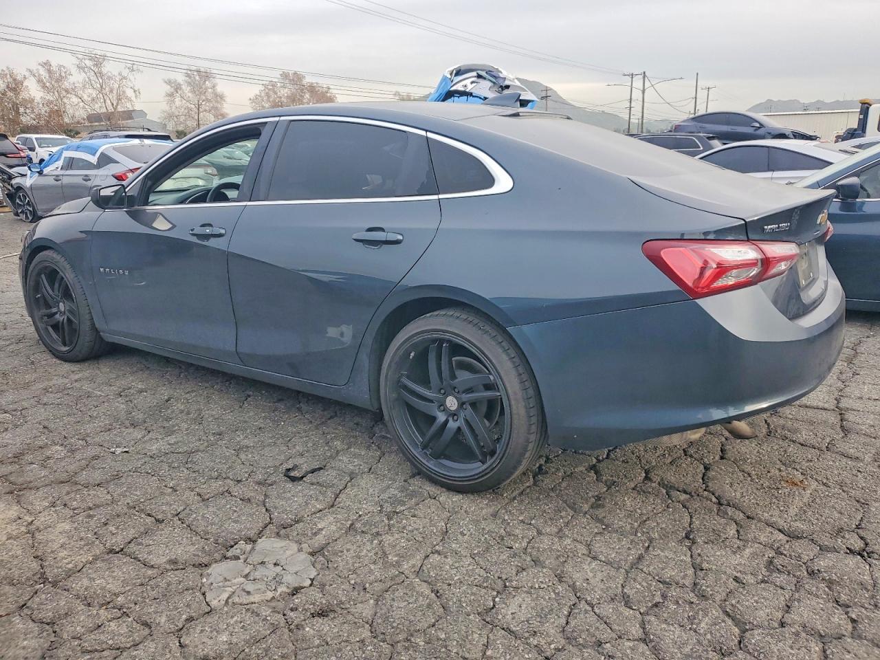 2019 Chevrolet Malibu Lt - zdjęcie 2