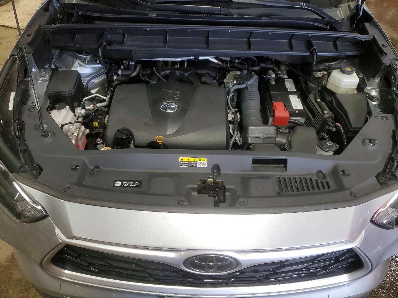 2021 Toyota Highlander L - zdjęcie 12