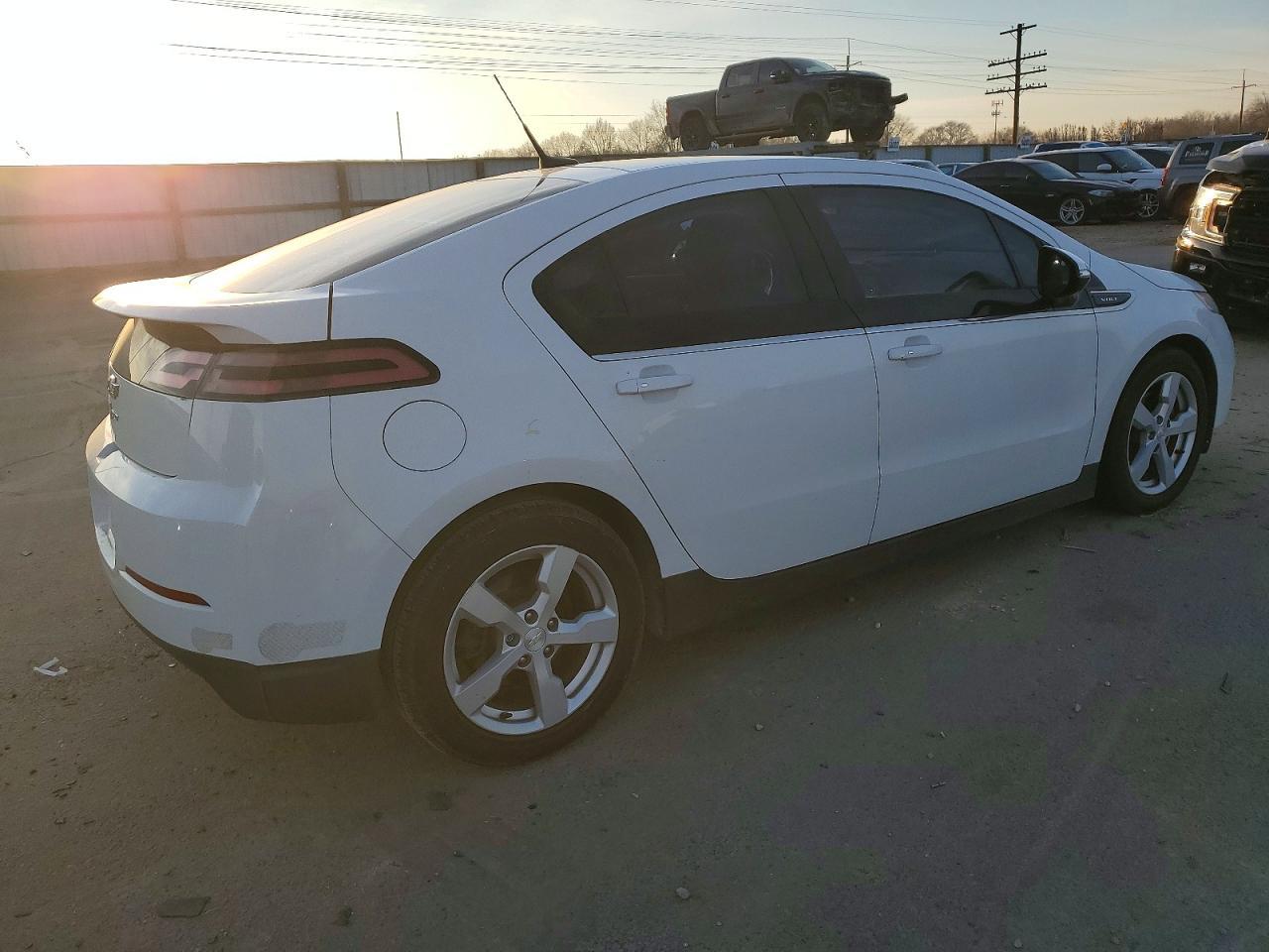 2014 Chevrolet Volt - zdjęcie 3