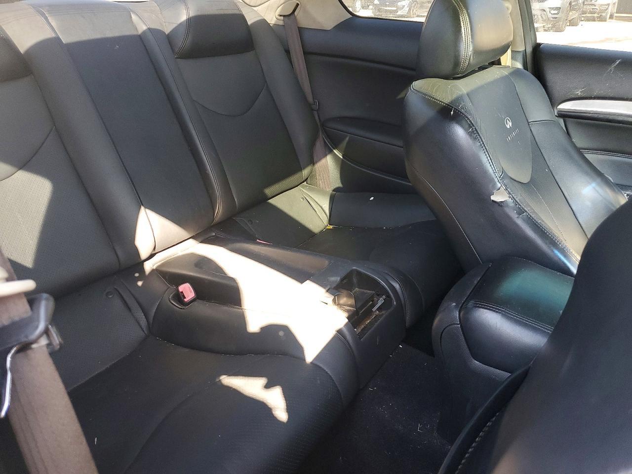 2013 Infiniti G37 - zdjęcie 10