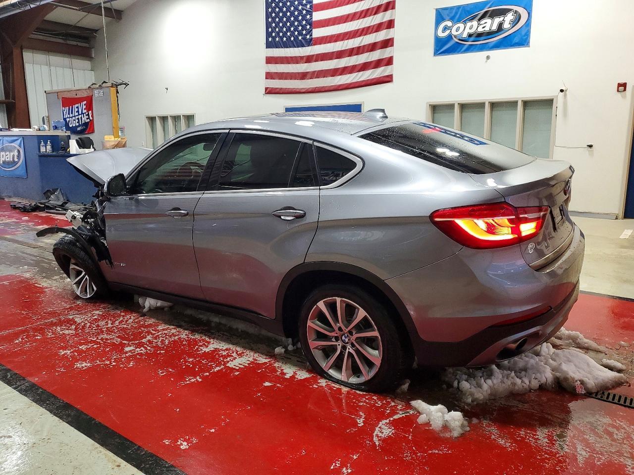 2017 BMW X6 xDrive35I - zdjęcie 2