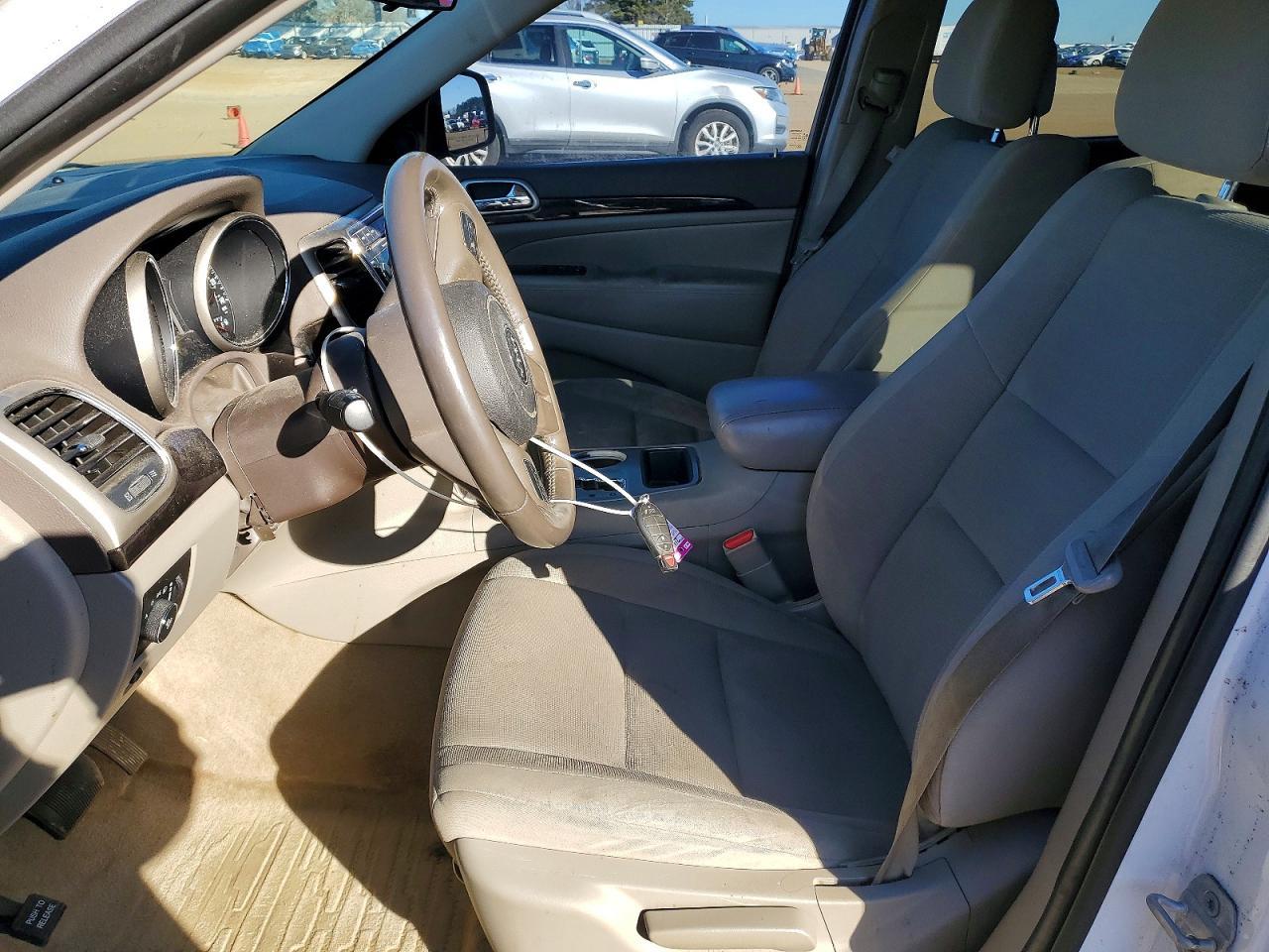 2013 Jeep Grand Cherokee Laredo - zdjęcie 7