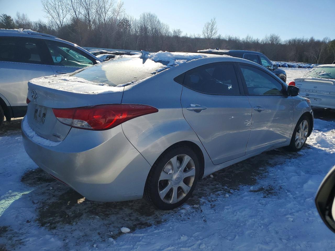 2013 Hyundai Elantra Gls - zdjęcie 3