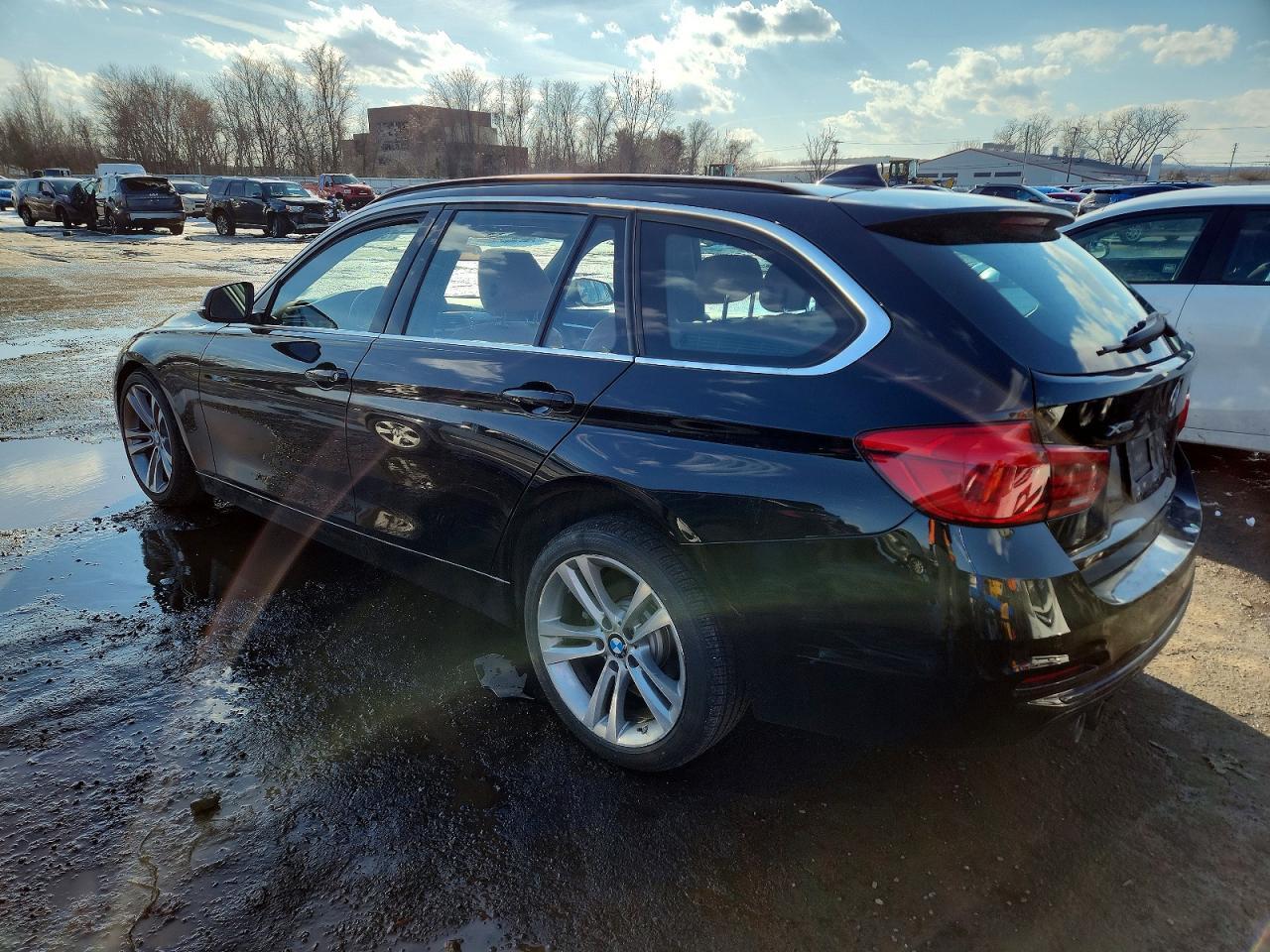 BMW Seria 3 - zdjęcie 2