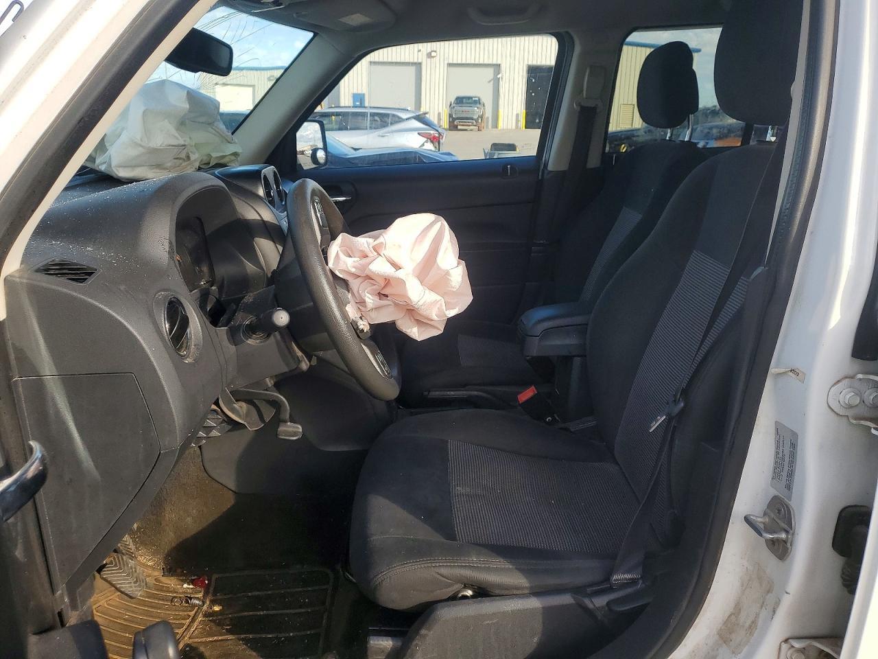 2016 Jeep Patriot Sport - zdjęcie 7