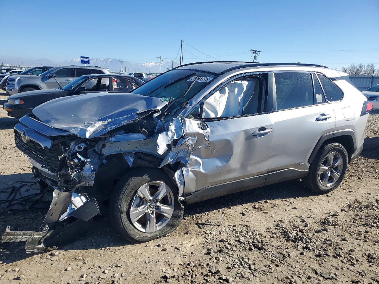 2024 Toyota Rav4 Le - zdjęcie główne