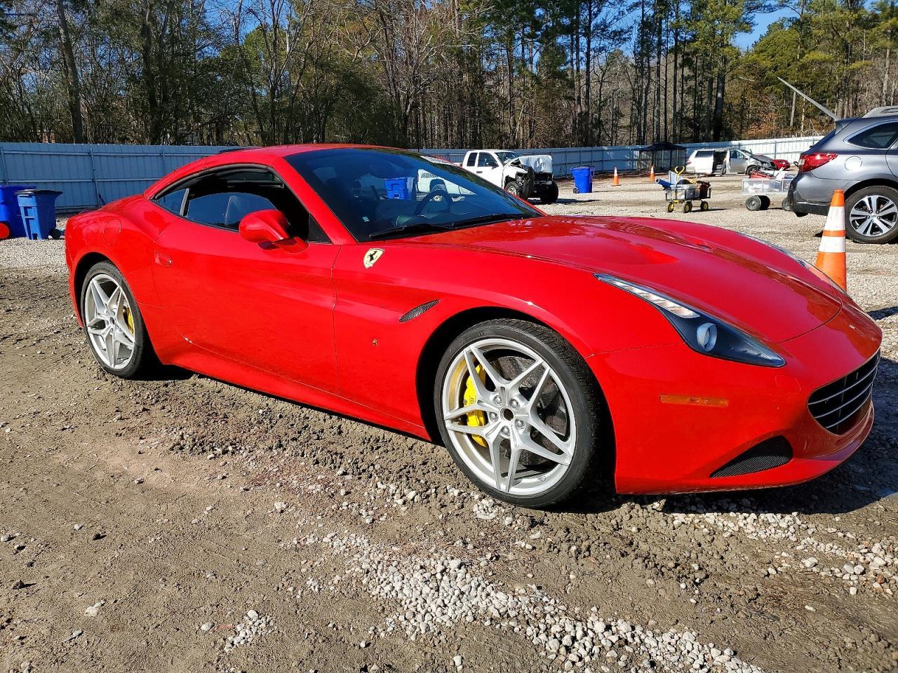 2017 Ferrari California T - zdjęcie 4