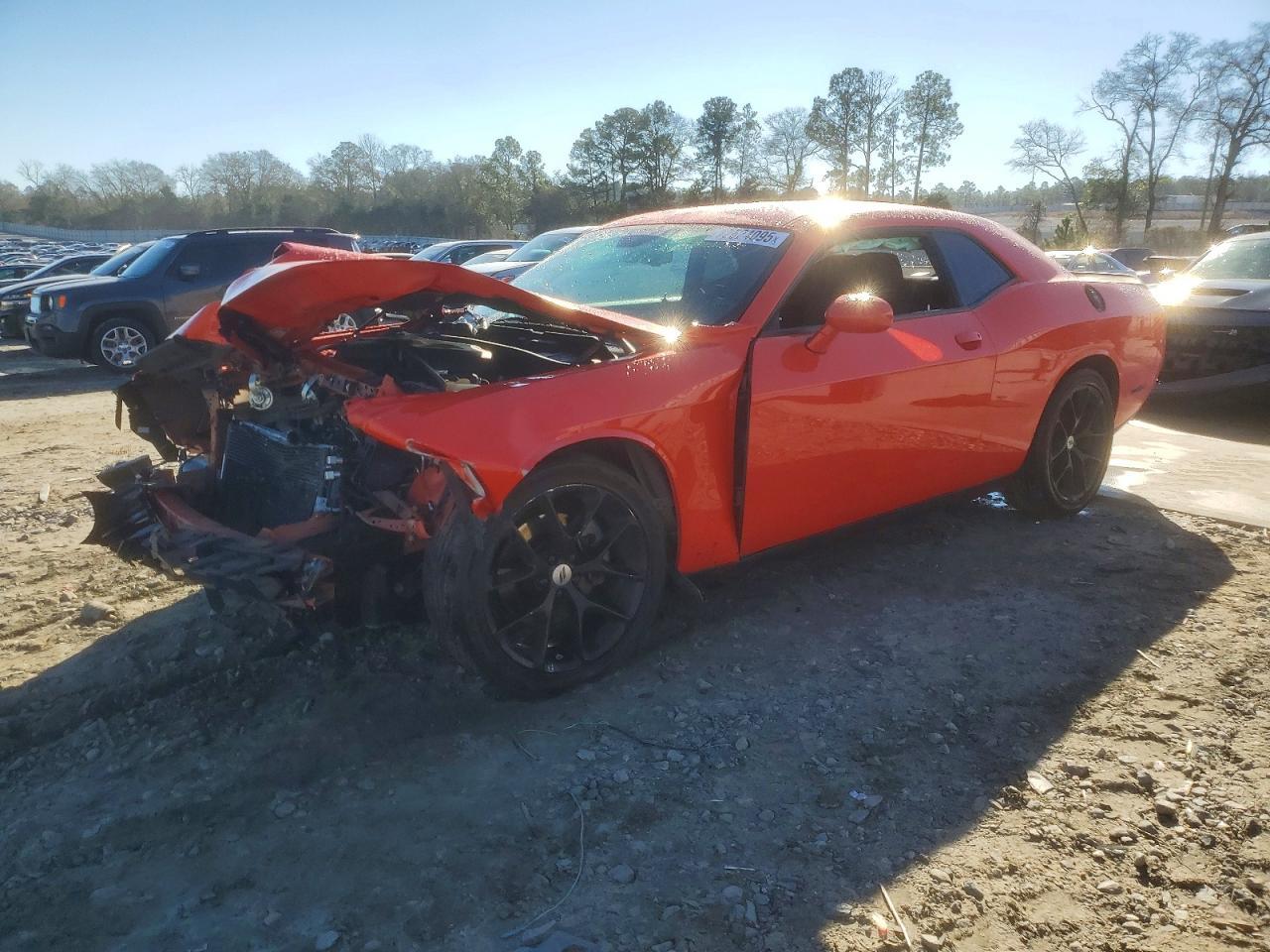 2022 Dodge Challenger Gt - zdjęcie główne