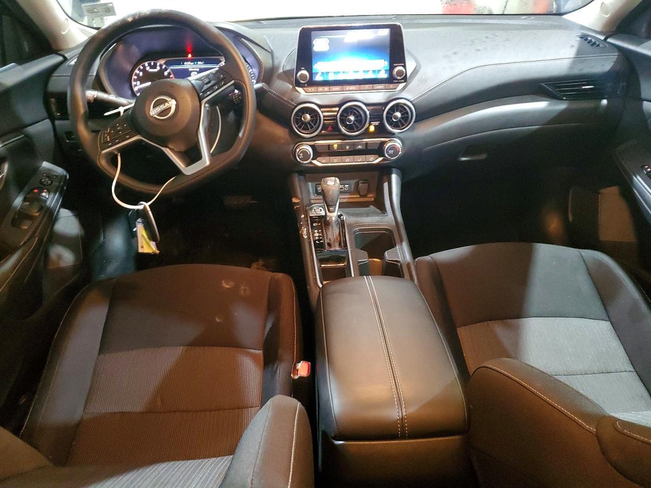 2025 Nissan Sentra Sv - zdjęcie 8