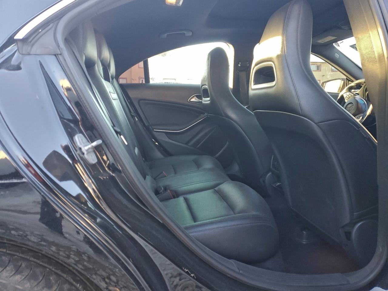 2015 Mercedes-Benz Cla 250 - zdjęcie 10