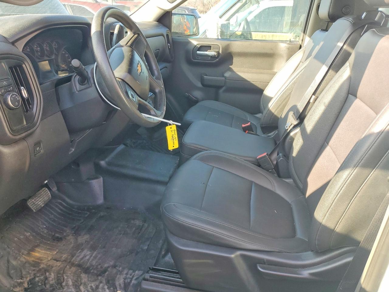 2021 Chevrolet Silverado C1500 - zdjęcie 7