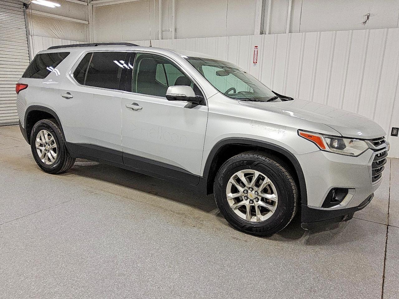 2020 Chevrolet Traverse Lt - zdjęcie 4