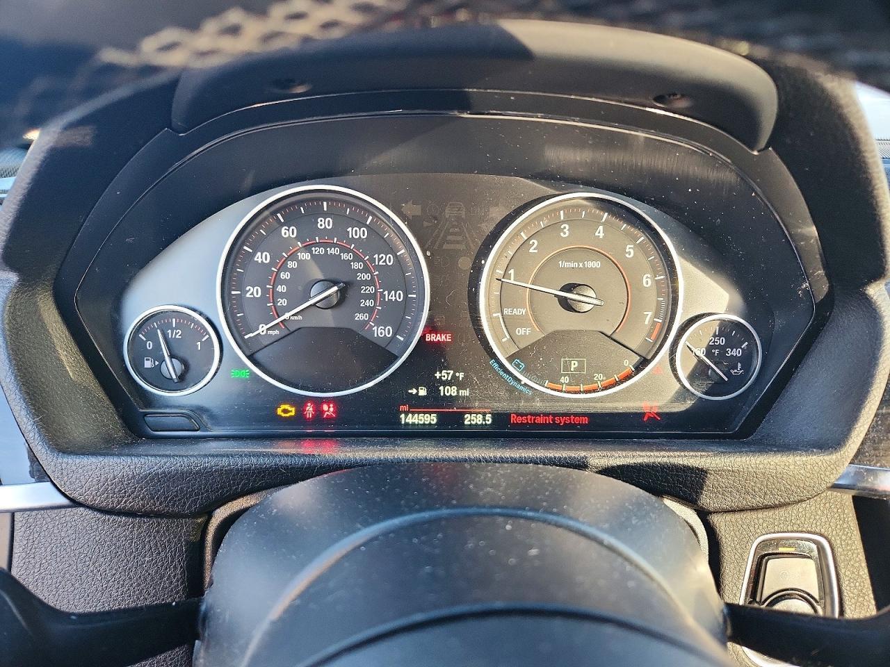 2015 BMW 335 I - zdjęcie 9