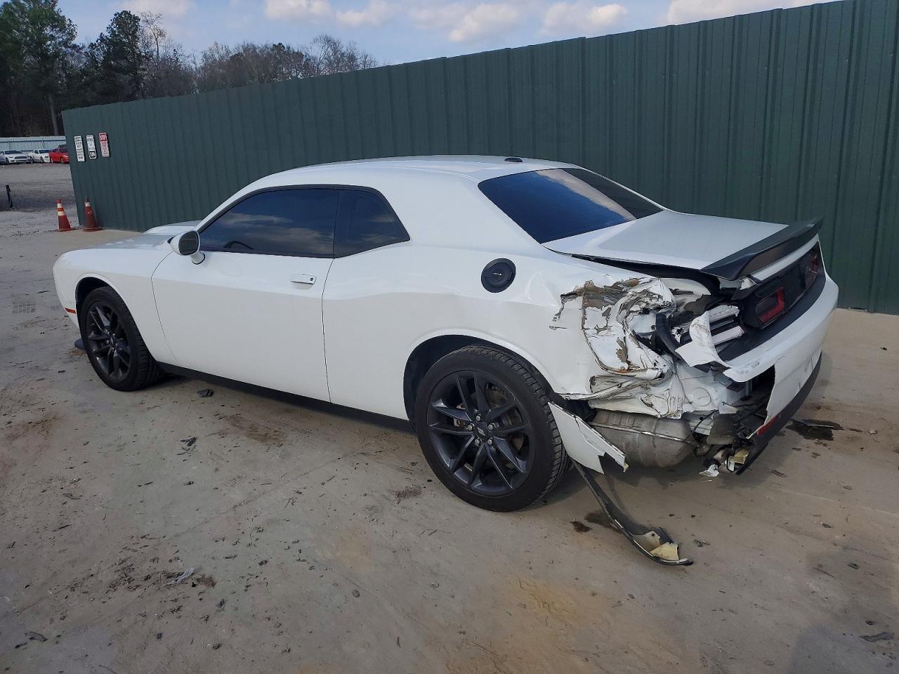 2022 Dodge Challenger Gt - zdjęcie 2