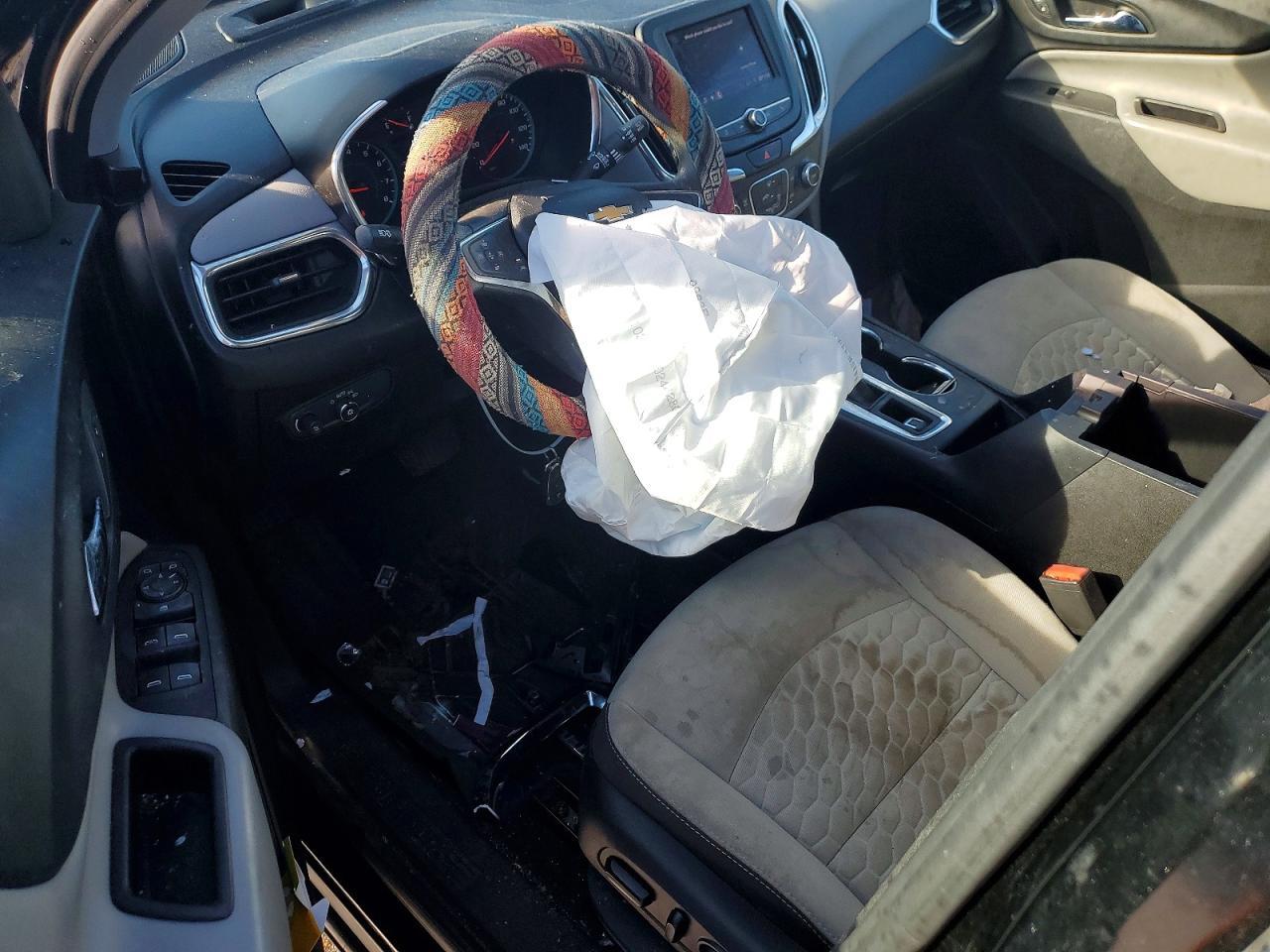 2020 Chevrolet Equinox Ls - zdjęcie 8