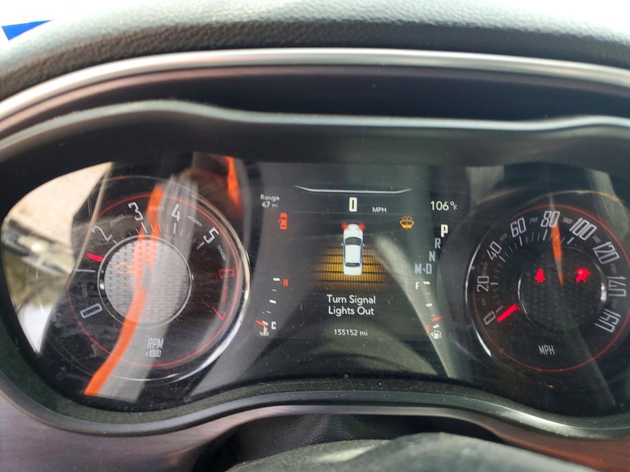 2016 Dodge Challenger R - zdjęcie 9