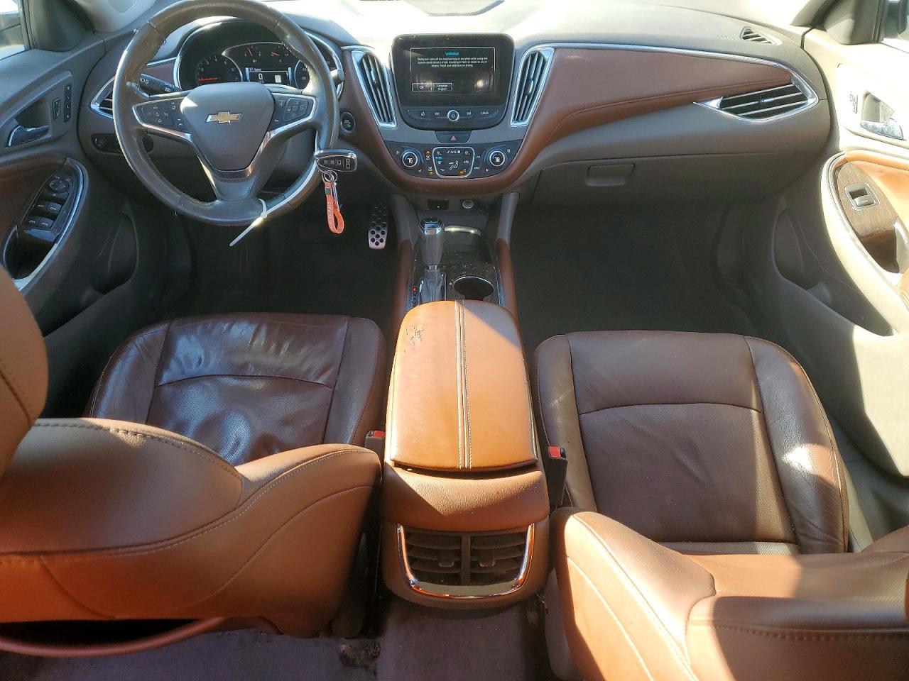 2017 Chevrolet Malibu Premier - zdjęcie 8