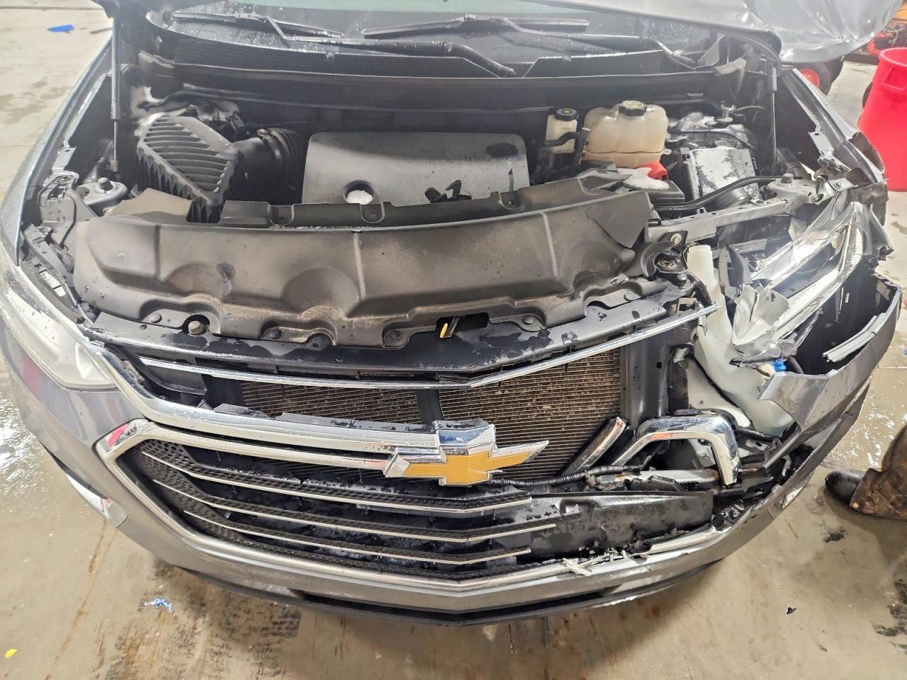 2021 Chevrolet Traverse Lt - zdjęcie 12