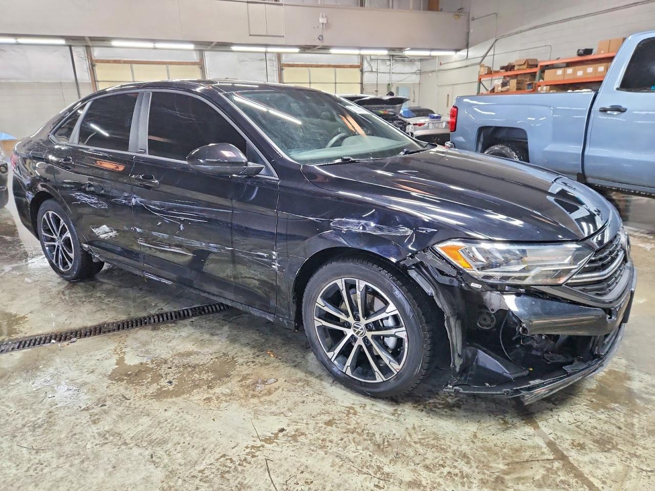 2023 Volkswagen Jetta Sport - zdjęcie 4