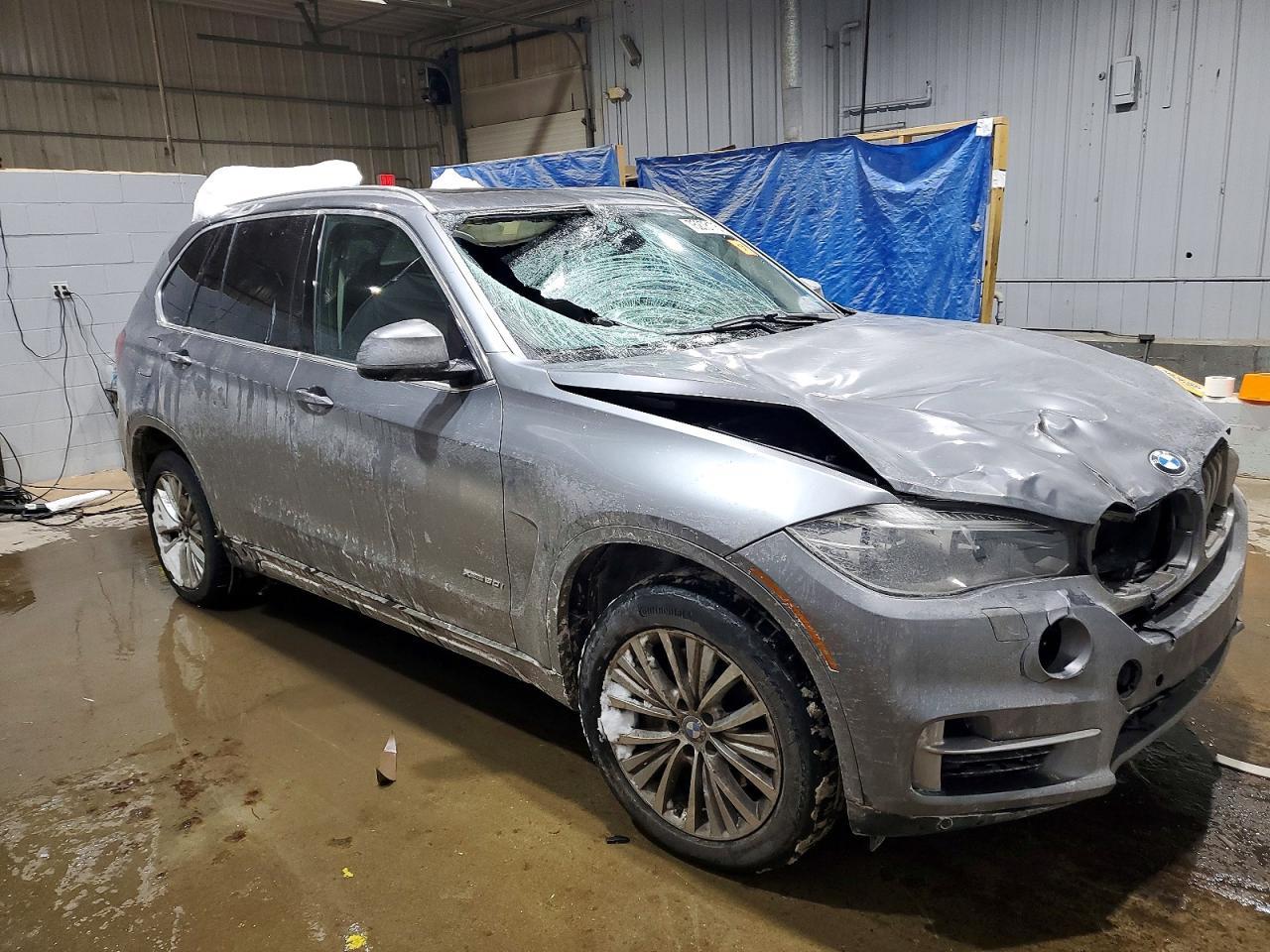 2016 BMW X5 xDrive50I - zdjęcie 4