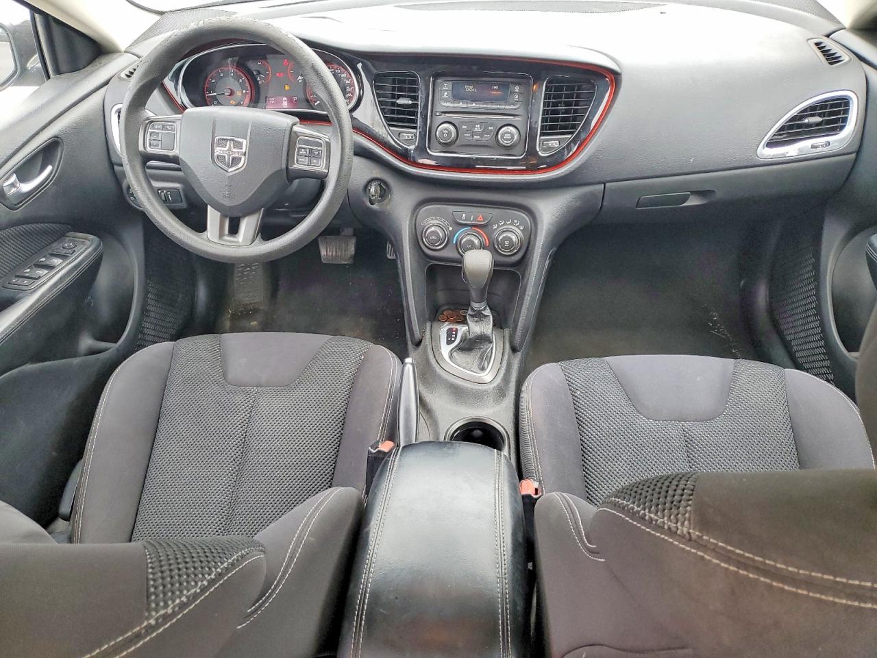 2015 Dodge Dart Sxt - zdjęcie 8