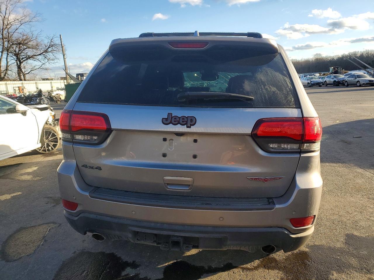 2017 Jeep Grand Cherokee Trailhawk - zdjęcie 6