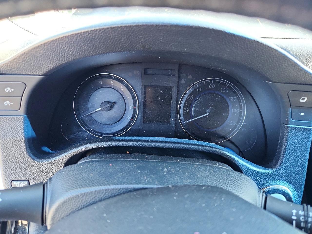 2013 Infiniti G37 - zdjęcie 9