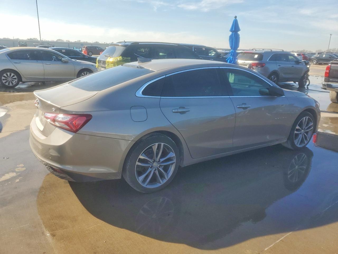 2024 Chevrolet Malibu Premier - zdjęcie 3