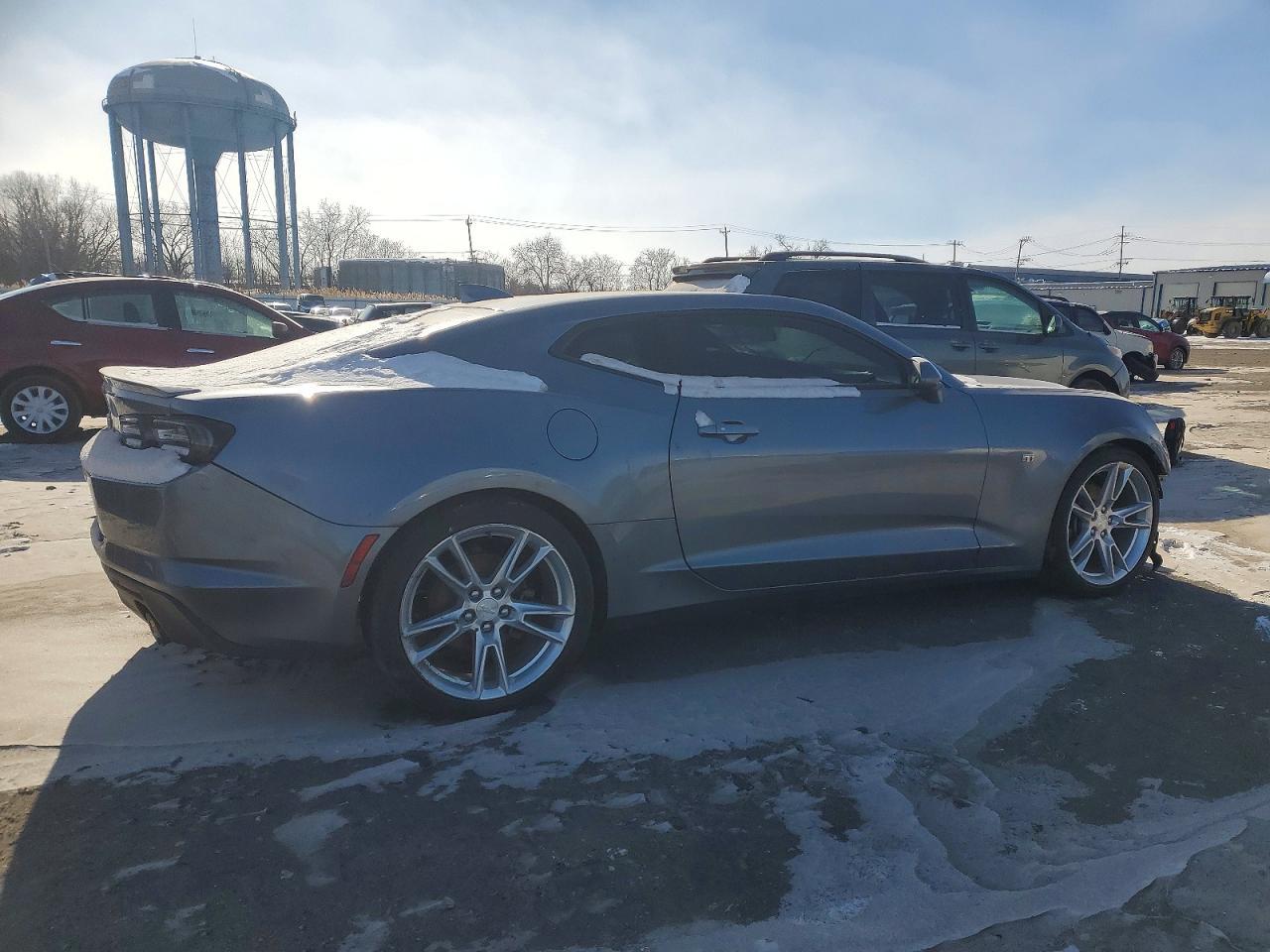 2021 Chevrolet Camaro Ls - zdjęcie 3