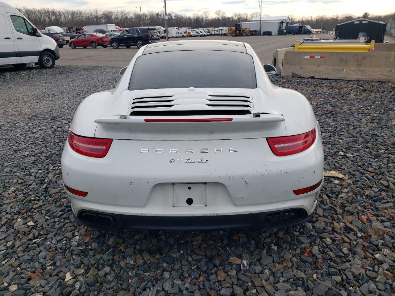 2015 Porsche 911 Turbo - zdjęcie 6