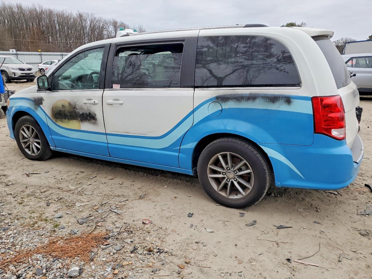 2019 Dodge Grand Caravan Sxt - zdjęcie 2