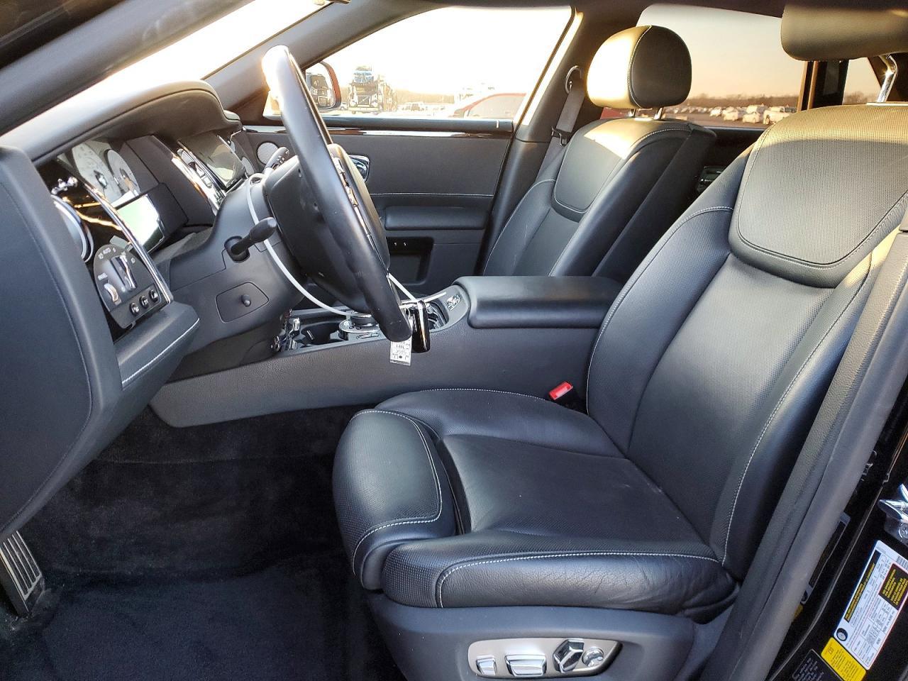 2019 Rolls-Royce Ghost - zdjęcie 7