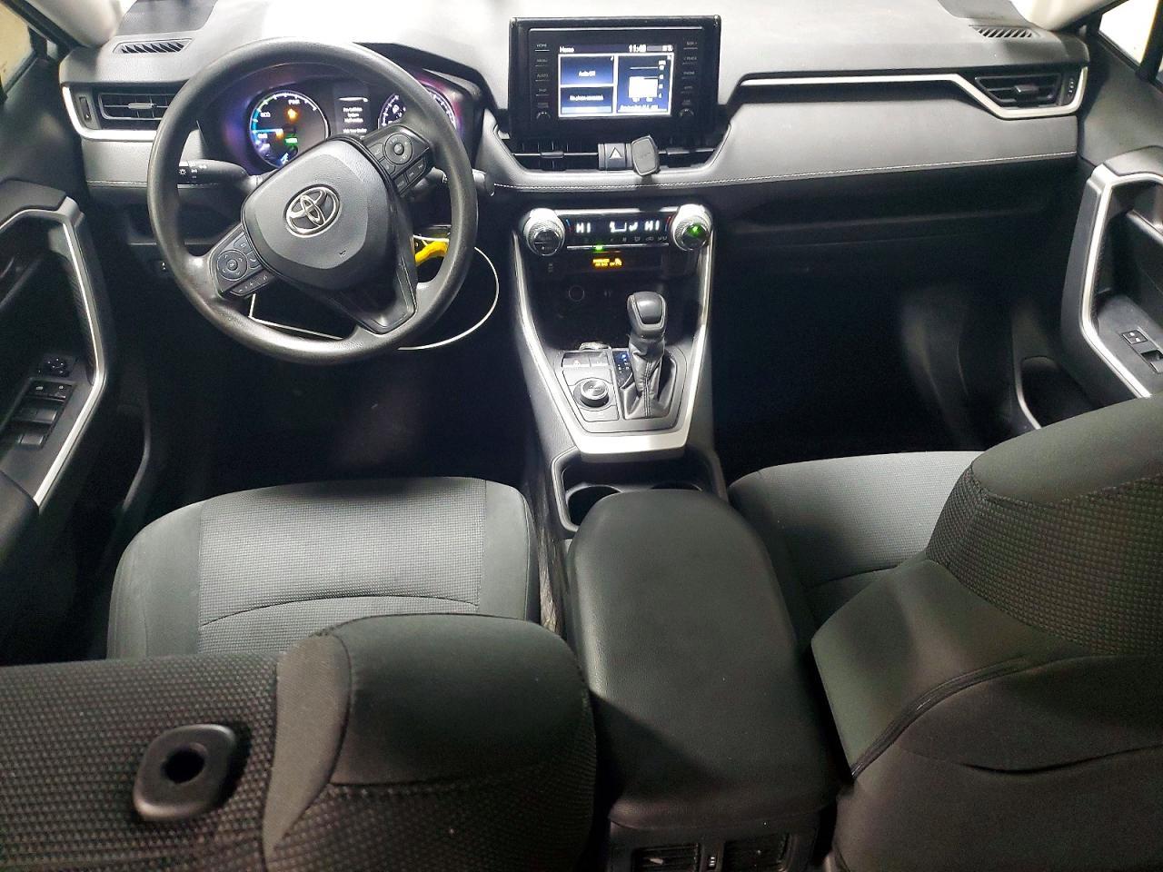 2019 Toyota Rav4 Hybrid Le - zdjęcie 8