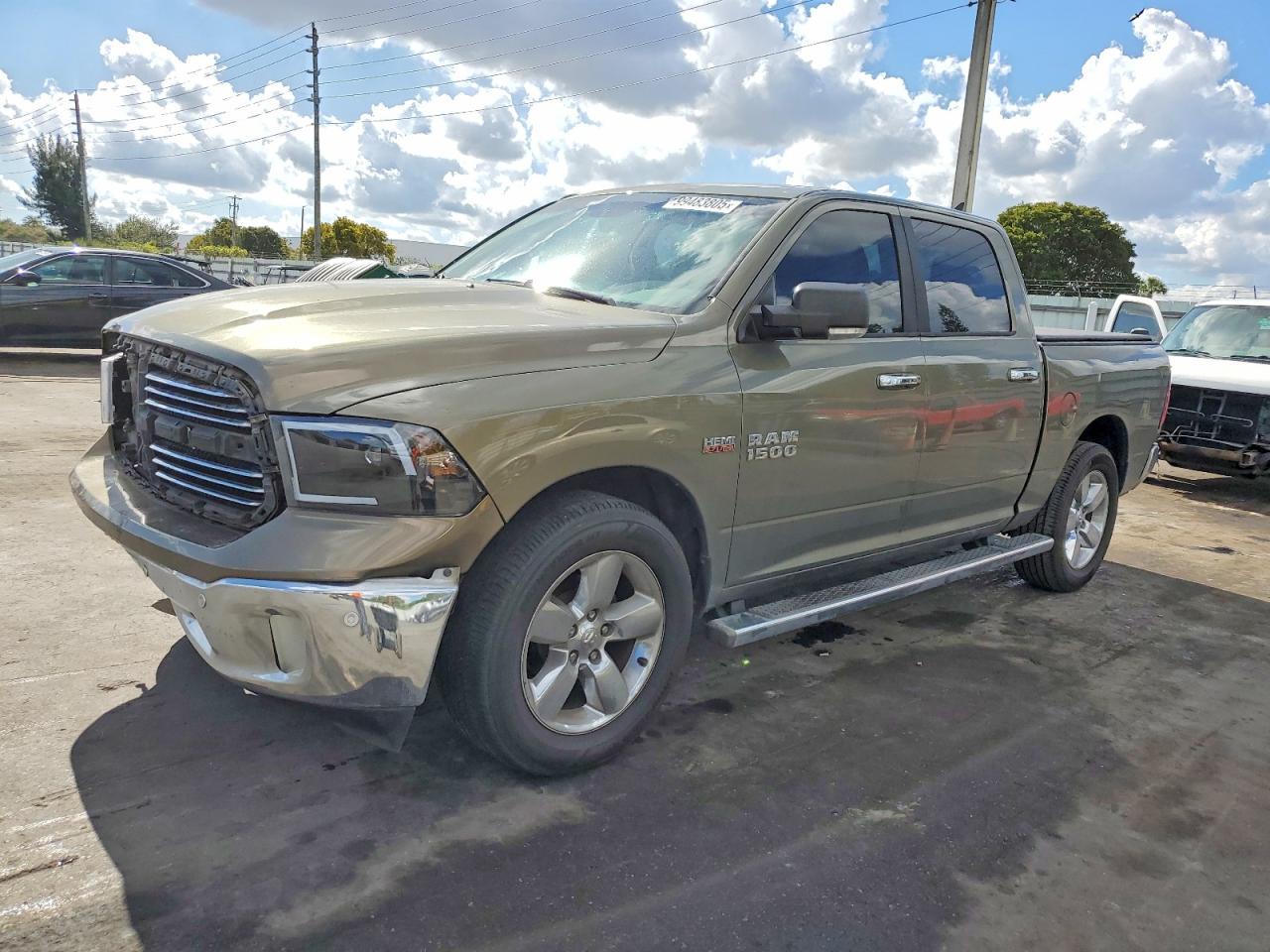 2015 Ram 1500 Slt - zdjęcie główne