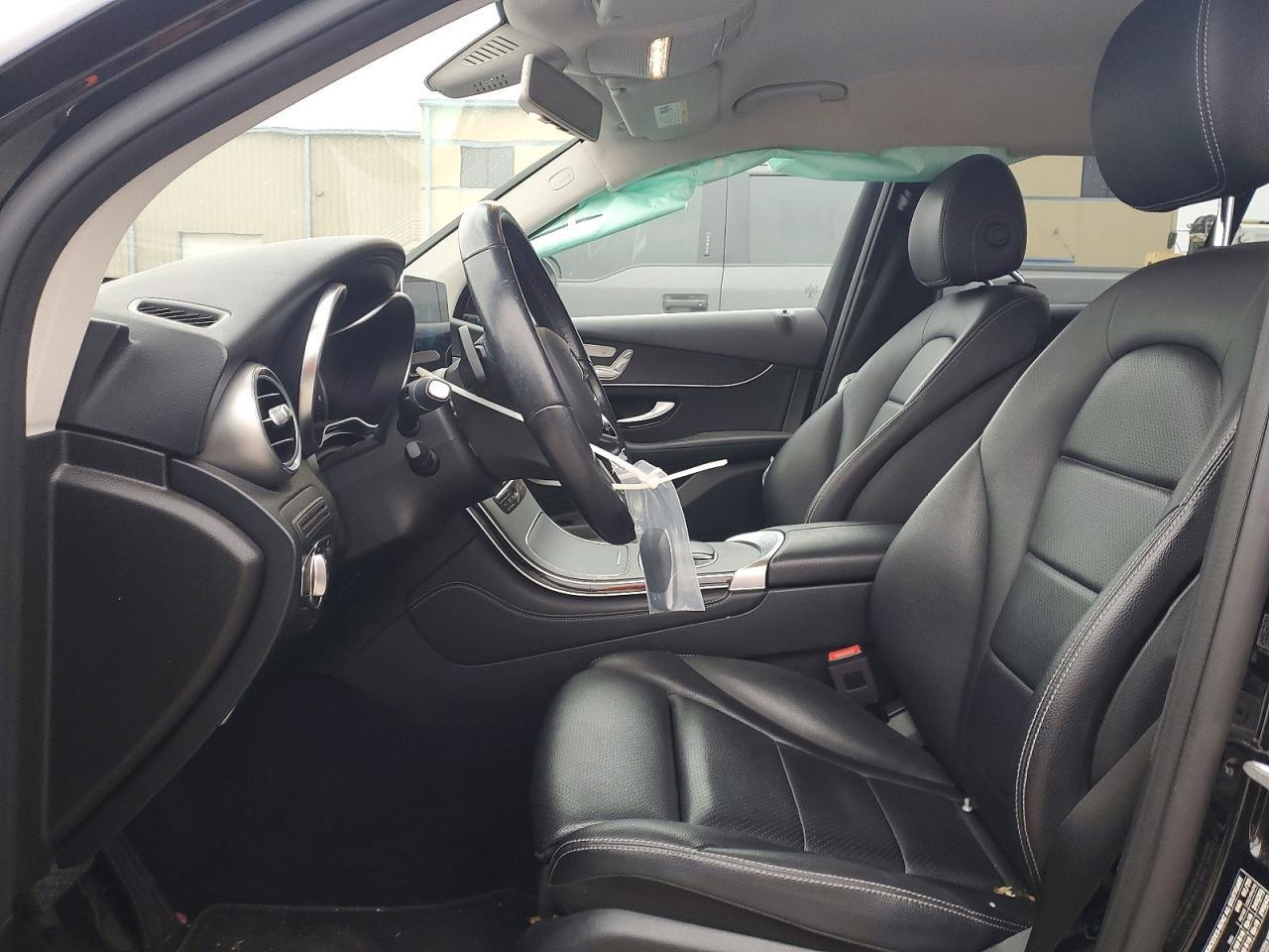 2020 Mercedes-Benz Glc 300 - zdjęcie 7