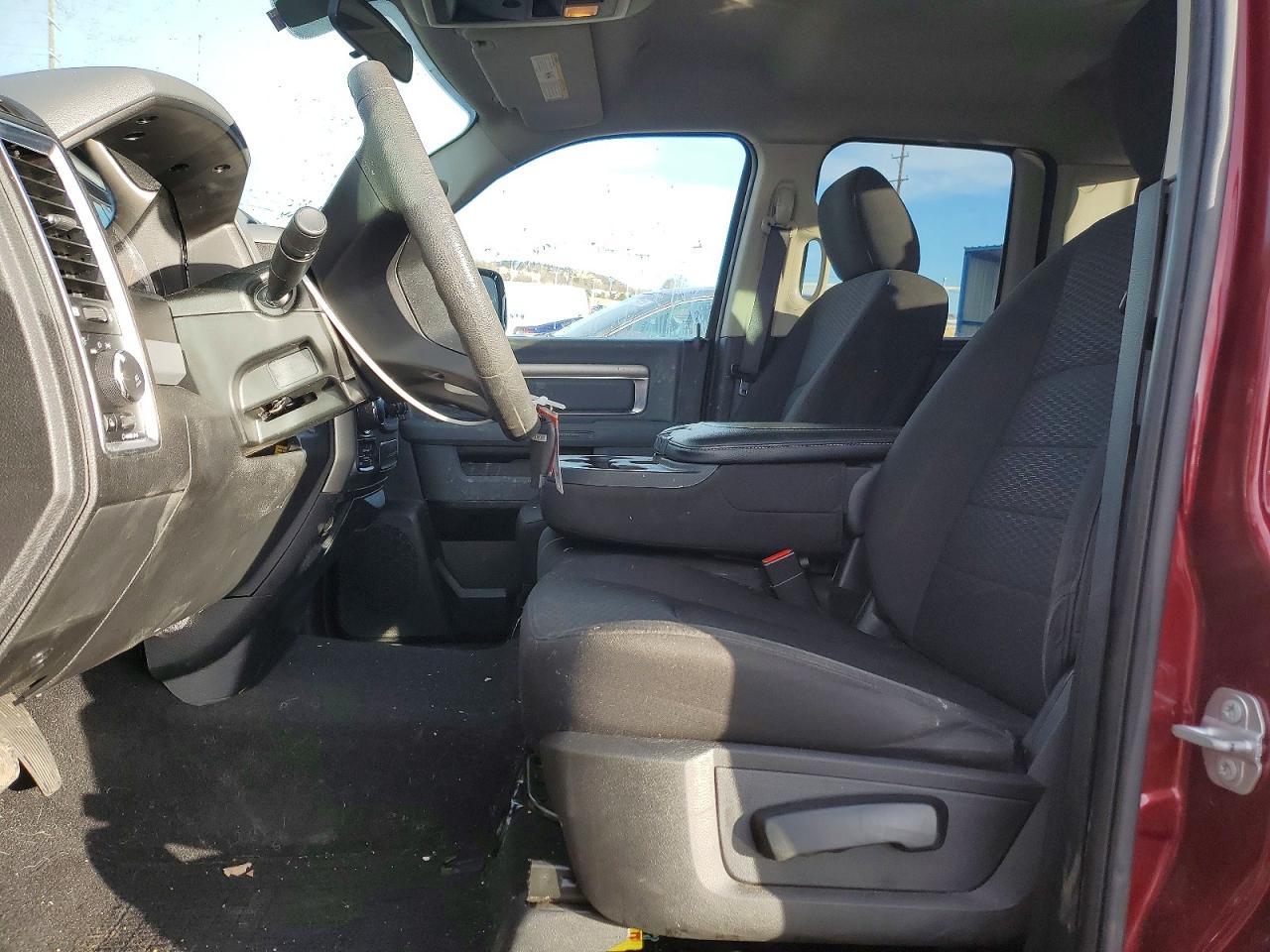 2019 Ram 1500 Classic Slt - zdjęcie 7