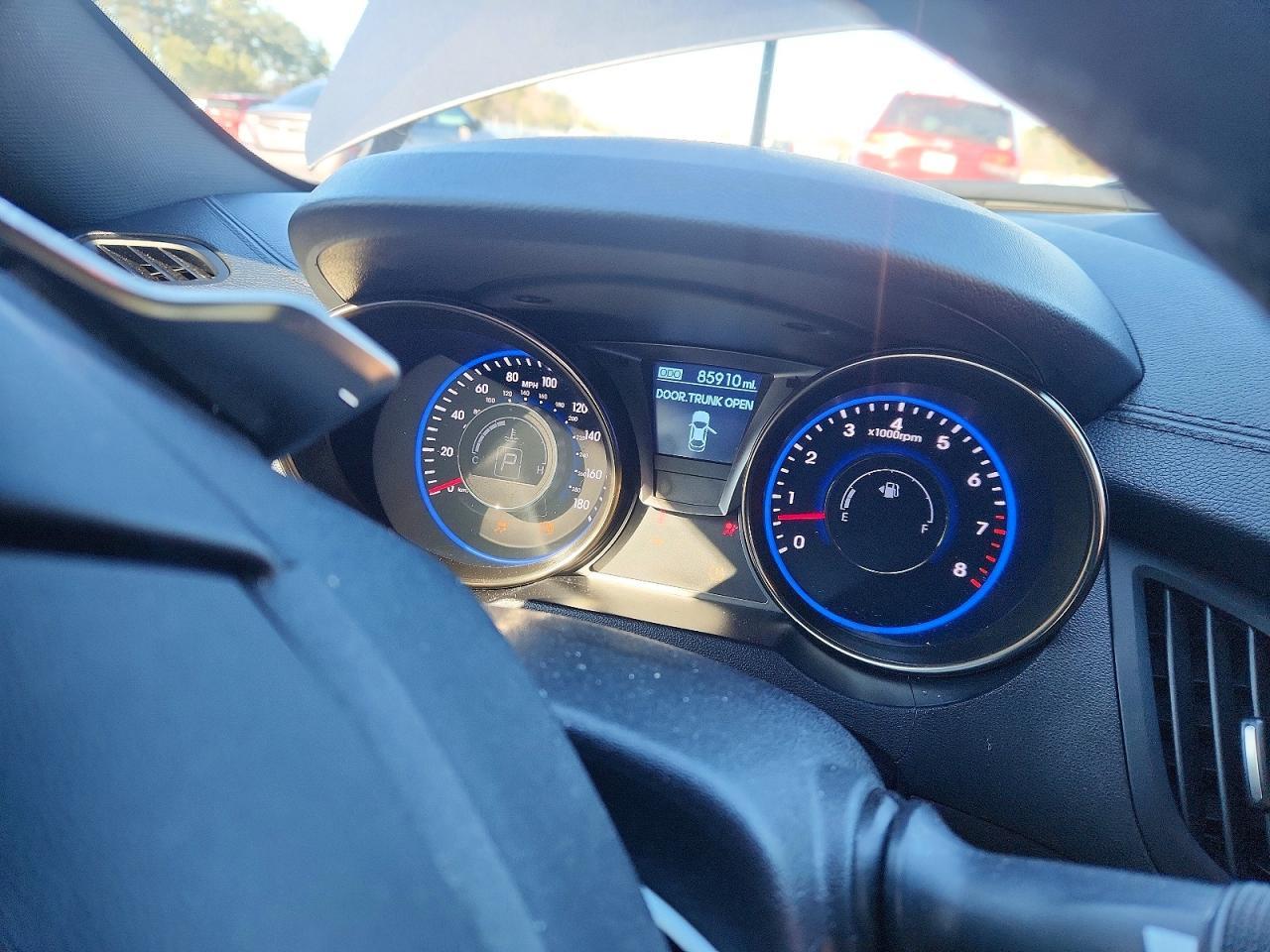 2016 Hyundai Genesis Coupe 3.8 R-Spec - zdjęcie 9