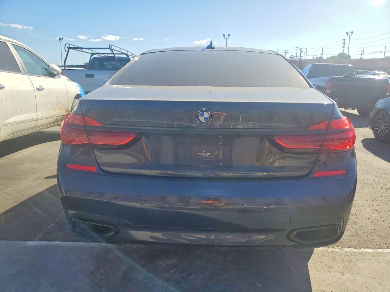 2019 BMW 740 I - zdjęcie 6