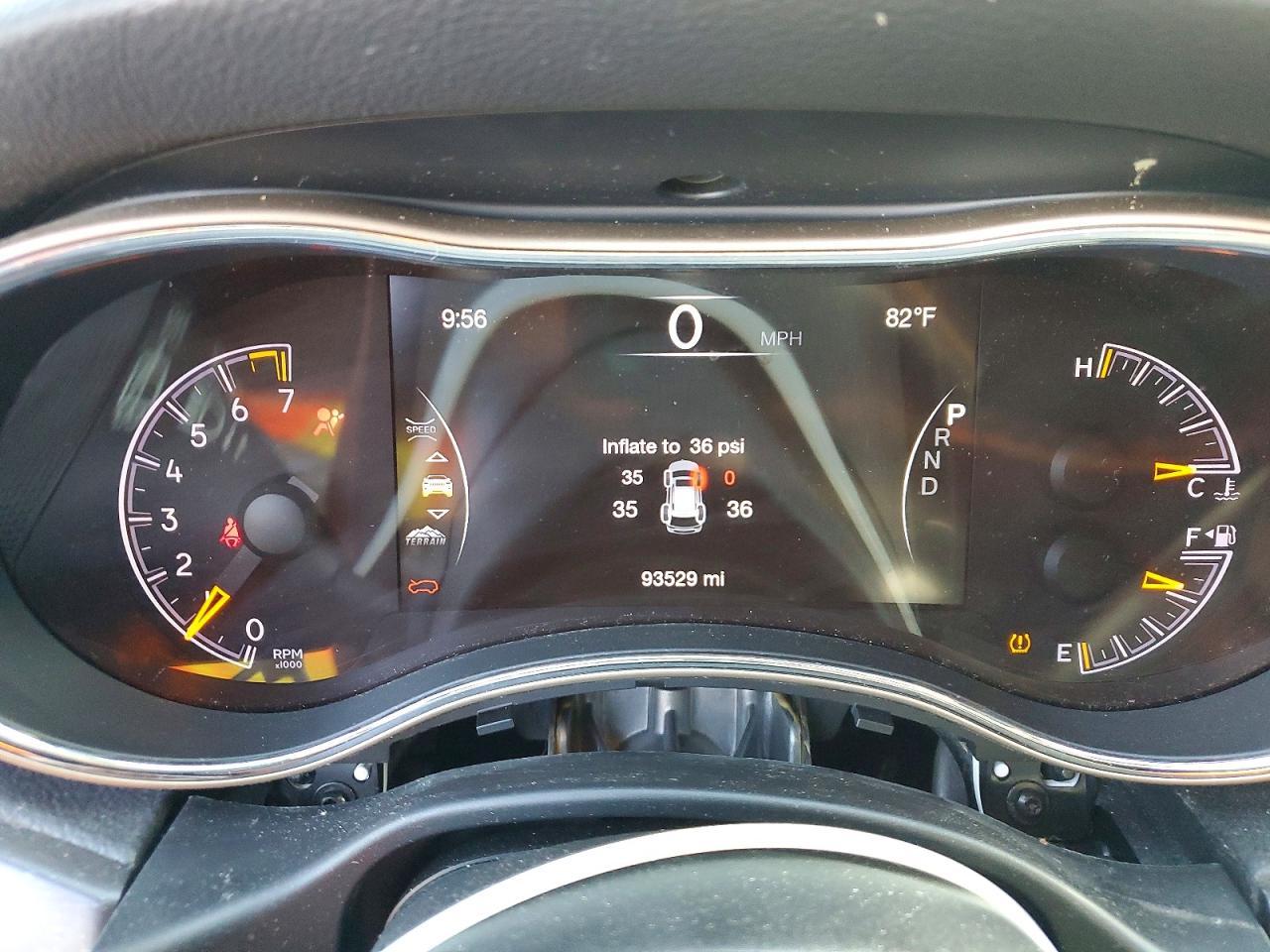 2017 Jeep Grand Cherokee Limited - zdjęcie 9