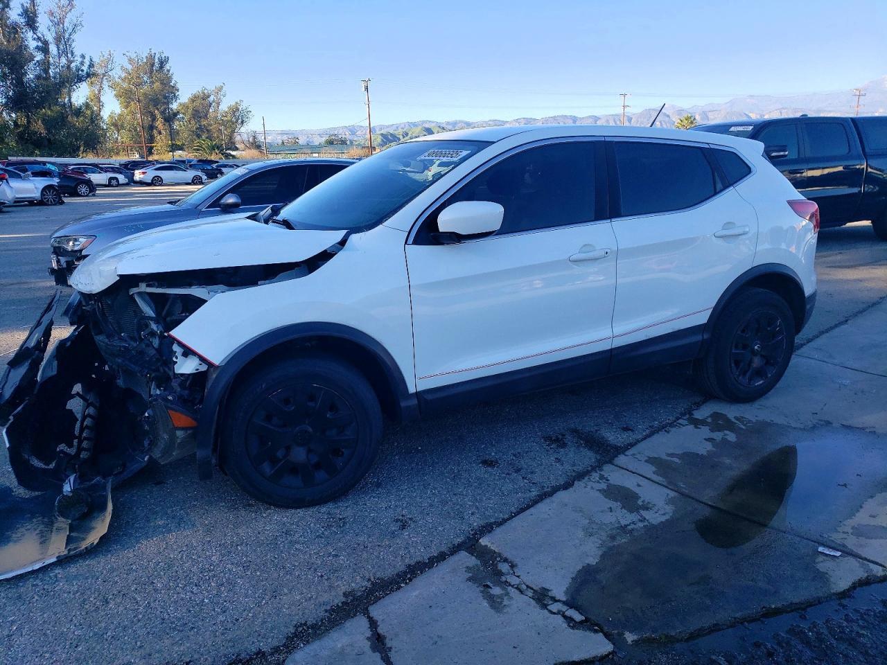 2019 Nissan Rogue Sport S - zdjęcie główne