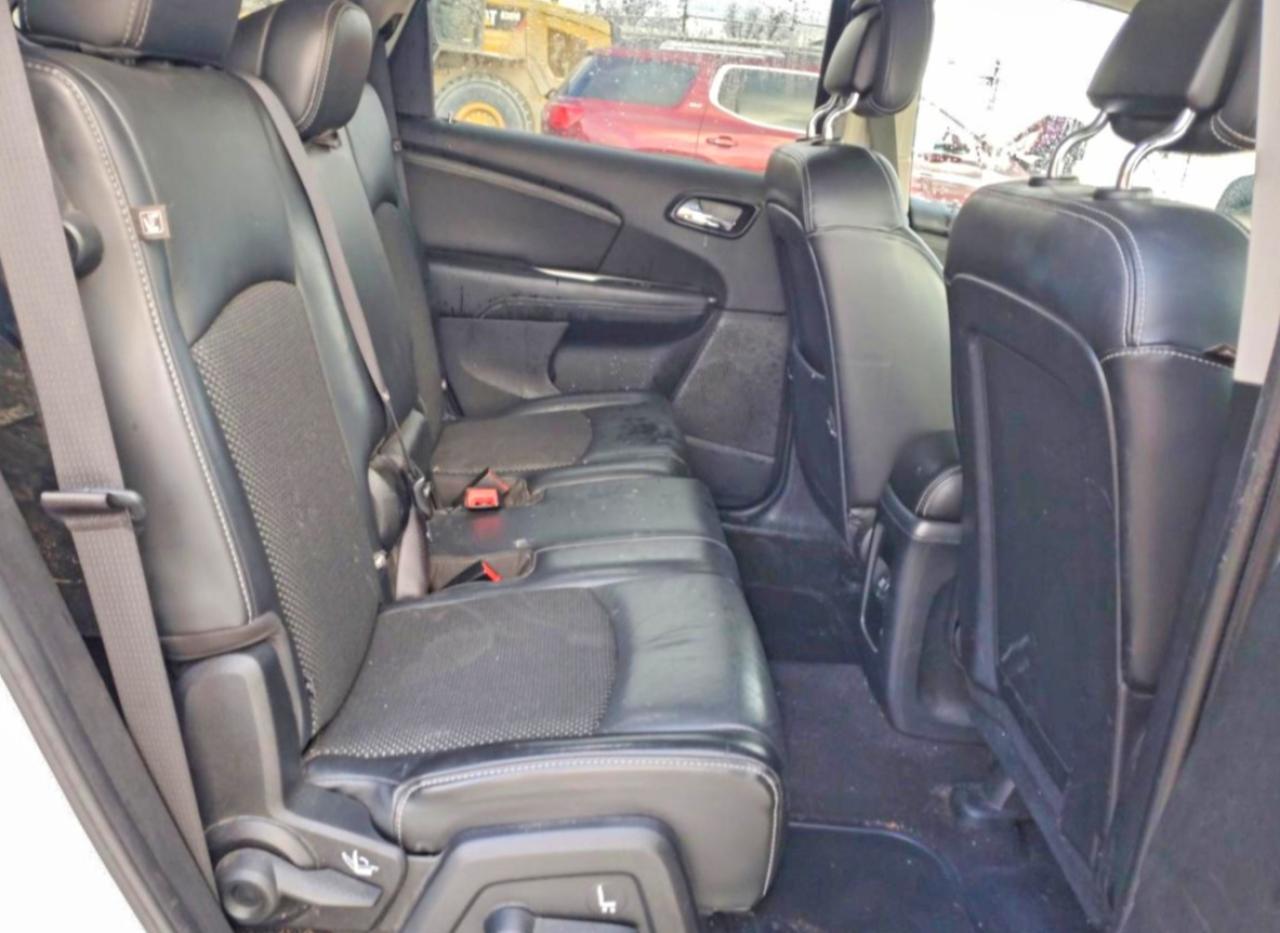 2015 Dodge Journey Crossroad - zdjęcie 11