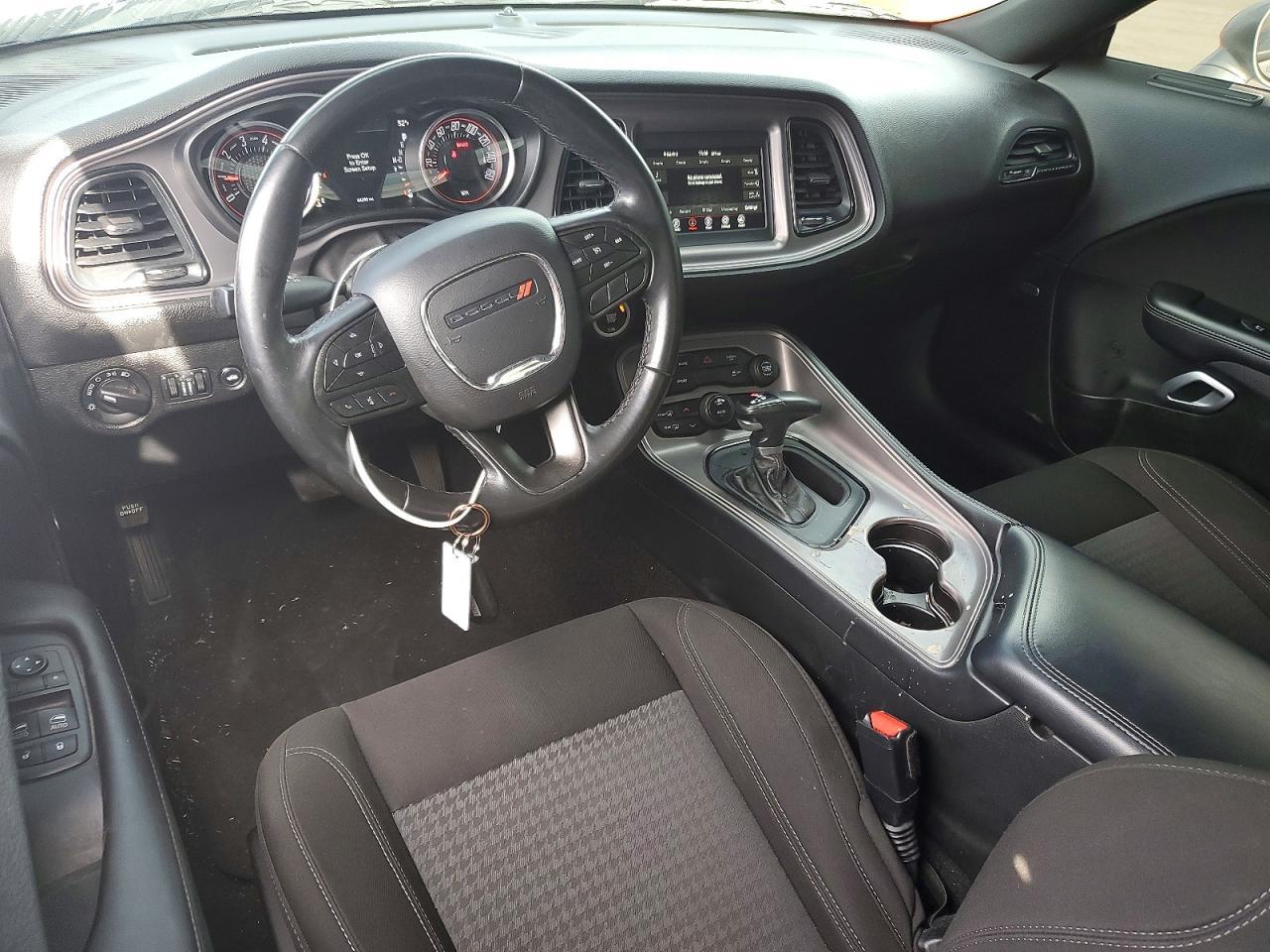 2023 Dodge Challenger Sxt - zdjęcie 8