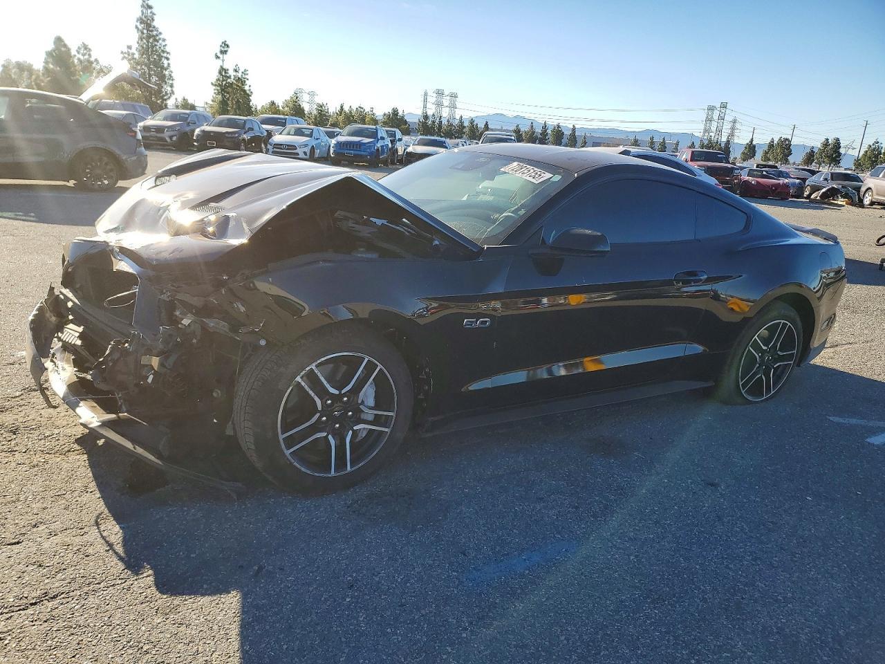 2021 Ford Mustang Gt - zdjęcie główne