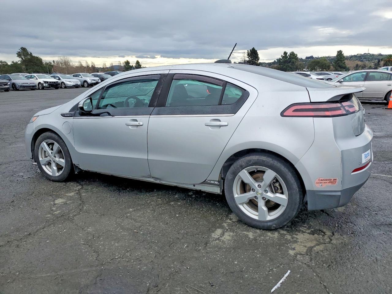 2015 Chevrolet Volt - zdjęcie 2