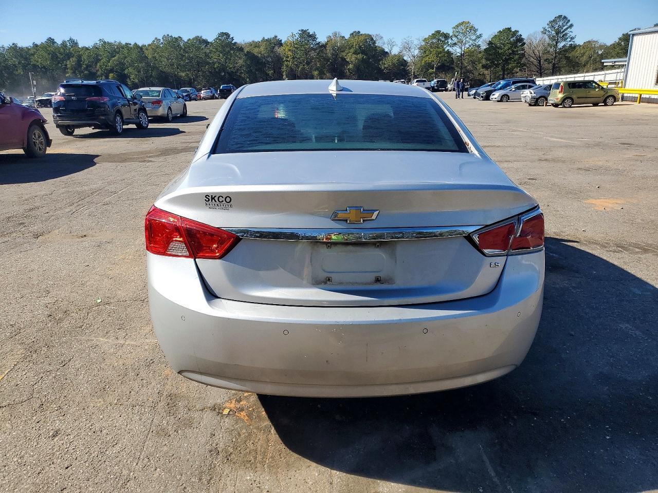 2015 Chevrolet Impala Ls - zdjęcie 6